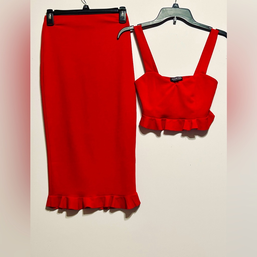 Fashion Nova 2 piece red skirt & crop top set